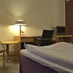 Kuninkaantie 3* Espoo