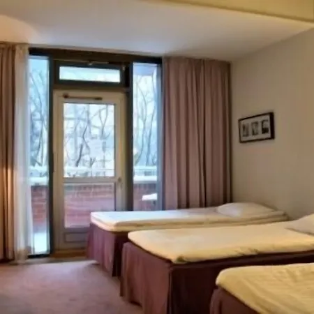 Kuninkaantie Hotell Esbo