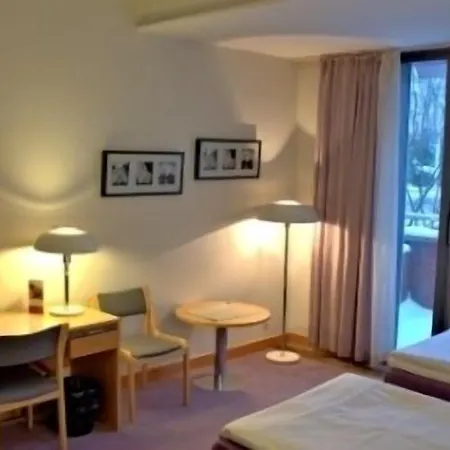 Kuninkaantie Hotel 3*
