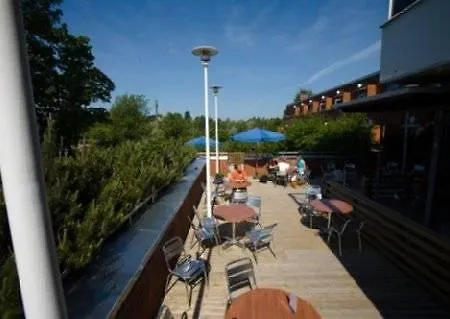 Hotel Kuninkaantie 3*