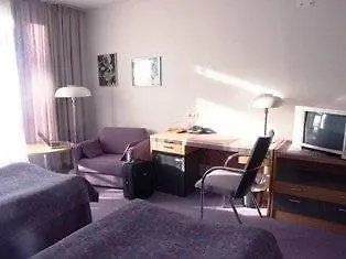 Kuninkaantie Hotel 3*